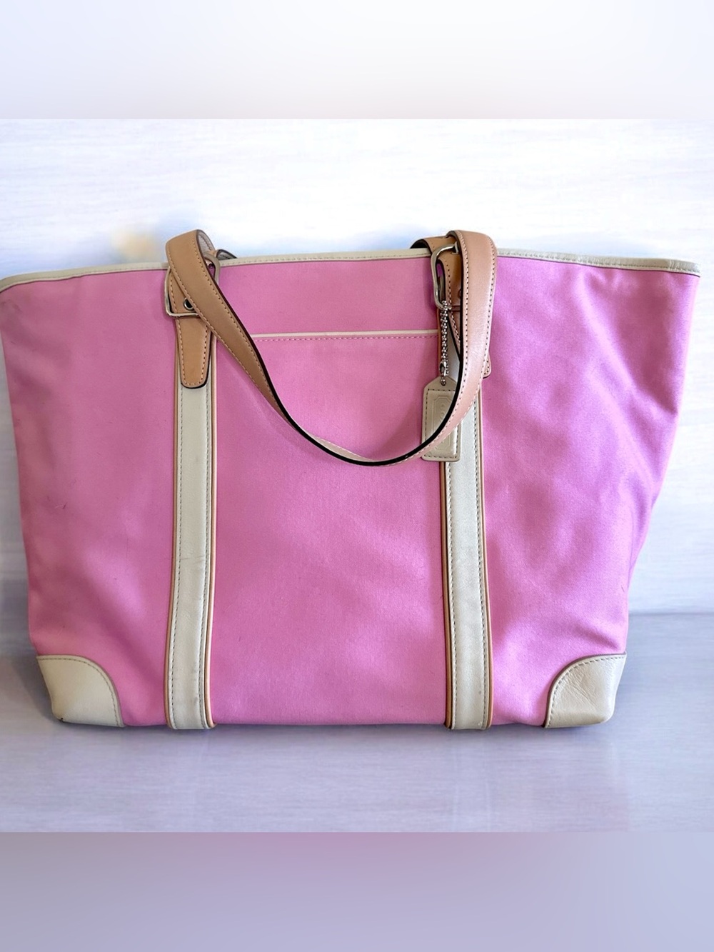 Vintage Y2K Coach Hampton shoulder bag in baby pink canvas